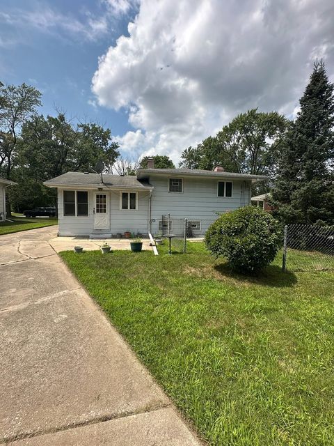 Tiny photo for 17871 Locust Street, Lansing, IL 60438 (MLS # 12441000)