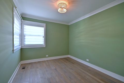 Tiny photo for 252 Ann Street, Clarendon Hills, IL 60514 (MLS # 12580583)