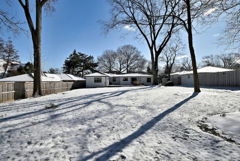 Tiny photo for 252 Ann Street, Clarendon Hills, IL 60514 (MLS # 12580583)