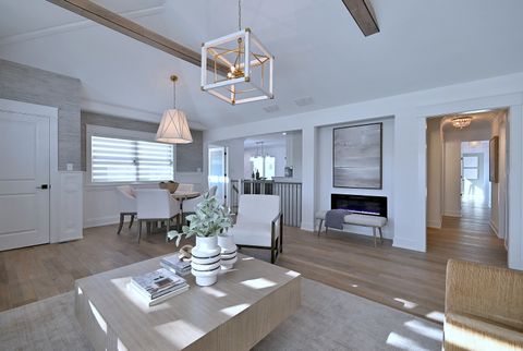 Tiny photo for 252 Ann Street, Clarendon Hills, IL 60514 (MLS # 12580583)