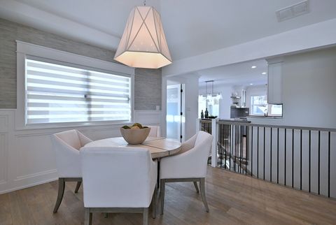 Tiny photo for 252 Ann Street, Clarendon Hills, IL 60514 (MLS # 12580583)