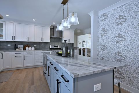 Tiny photo for 252 Ann Street, Clarendon Hills, IL 60514 (MLS # 12580583)