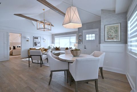 Tiny photo for 252 Ann Street, Clarendon Hills, IL 60514 (MLS # 12580583)