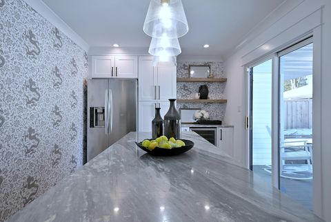 Tiny photo for 252 Ann Street, Clarendon Hills, IL 60514 (MLS # 12580583)