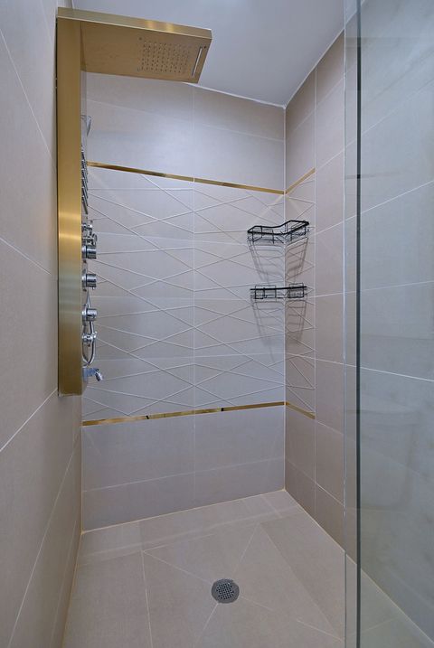 Tiny photo for 252 Ann Street, Clarendon Hills, IL 60514 (MLS # 12580583)