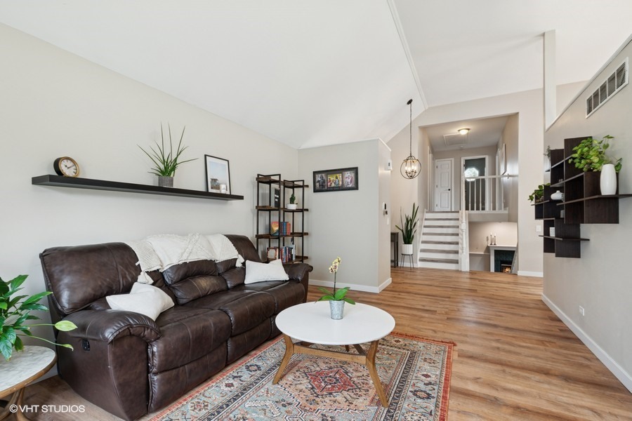 132 S Vincent Drive