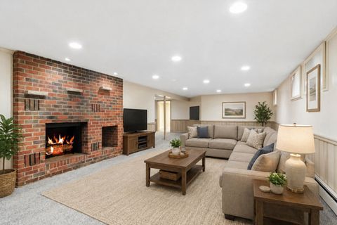 Tiny photo for 552 Cumnock Road, Inverness, IL 60067 (MLS # 12625528)