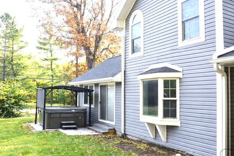 Tiny photo for 2912 Woodlawn Road, Sterling, IL 61081 (MLS # 12503797)