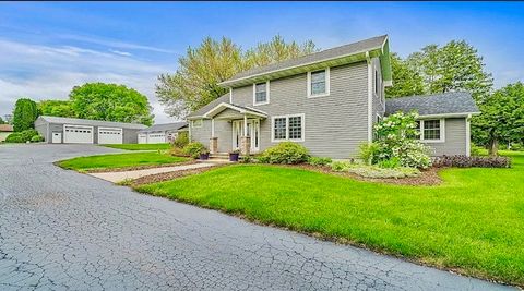 2912 Woodlawn Road Sterling IL 61081