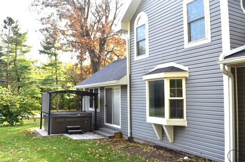 Tiny photo for 2912 Woodlawn Road, Sterling, IL 61081 (MLS # 12503797)