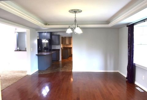 Tiny photo for 2912 Woodlawn Road, Sterling, IL 61081 (MLS # 12503797)