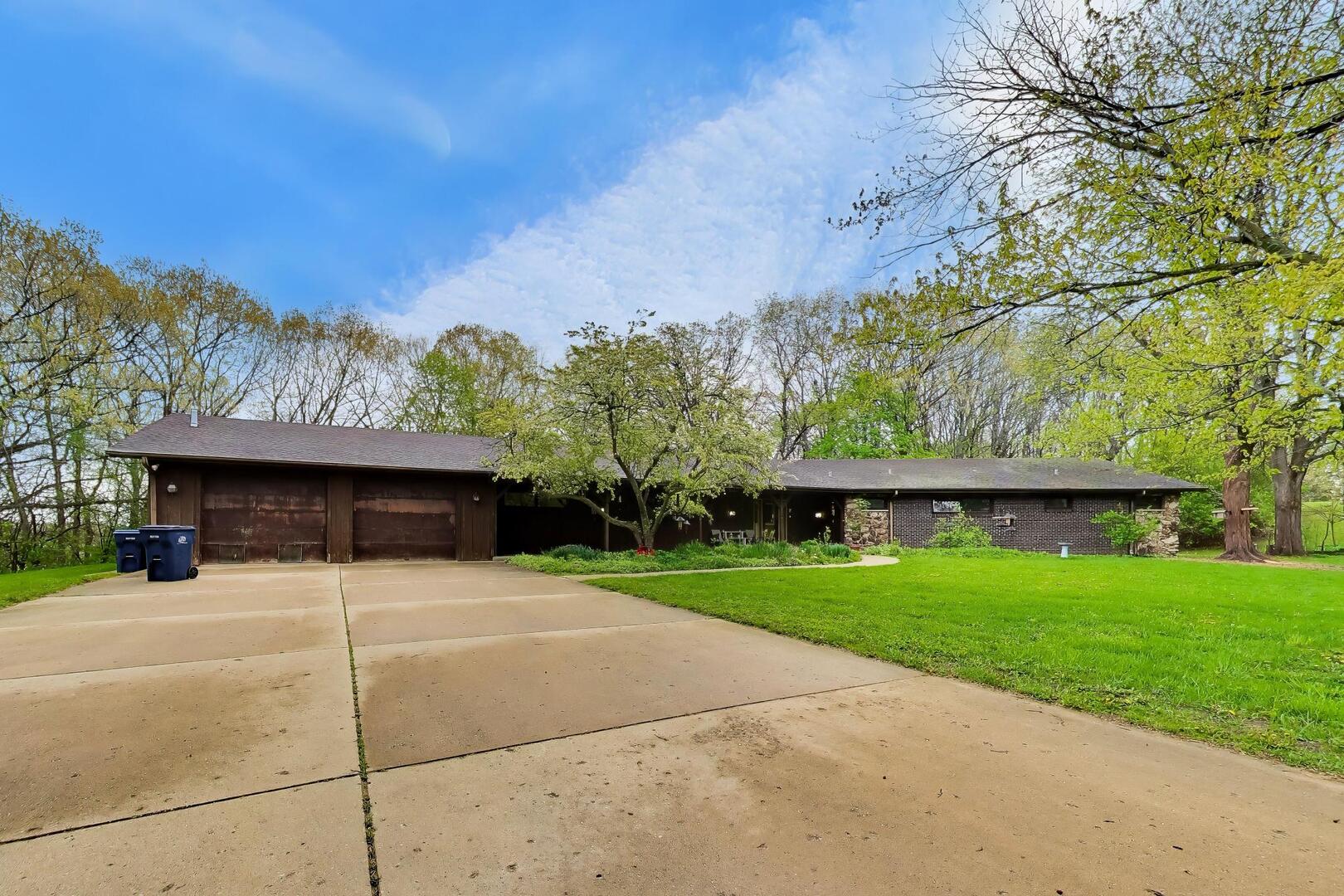 27125 N Williams Park Road