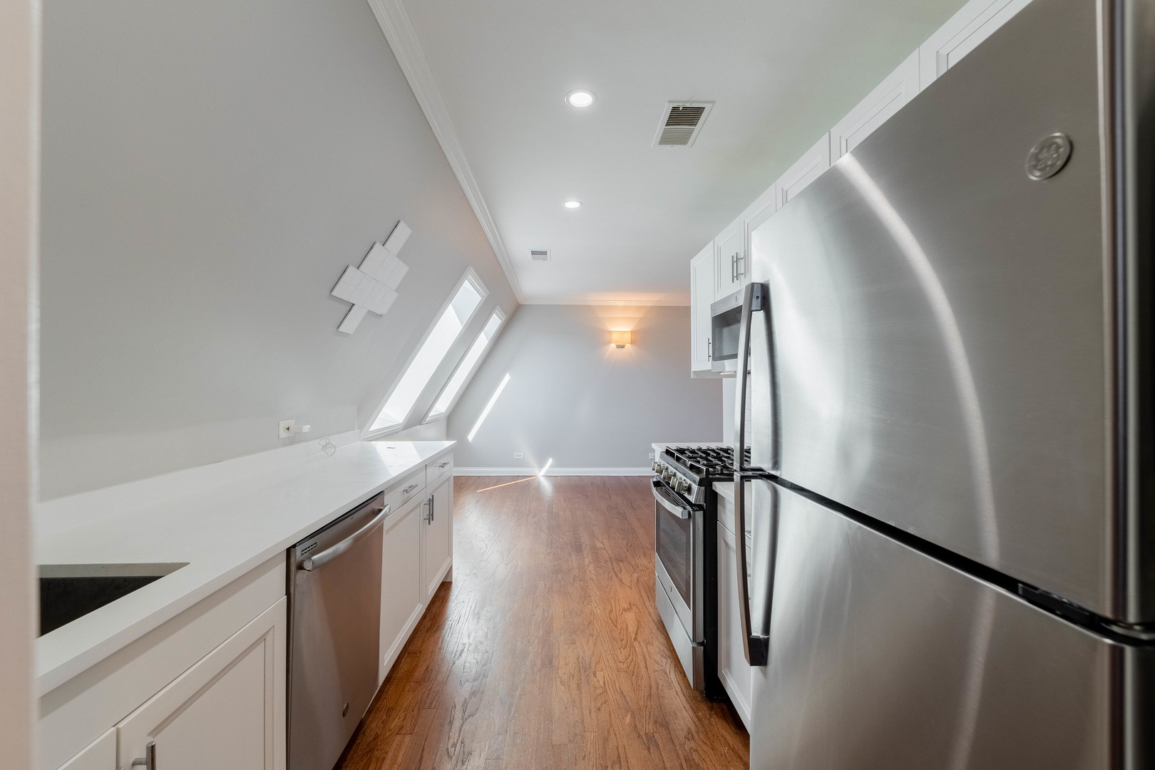 4938 S Drexel Boulevard 310