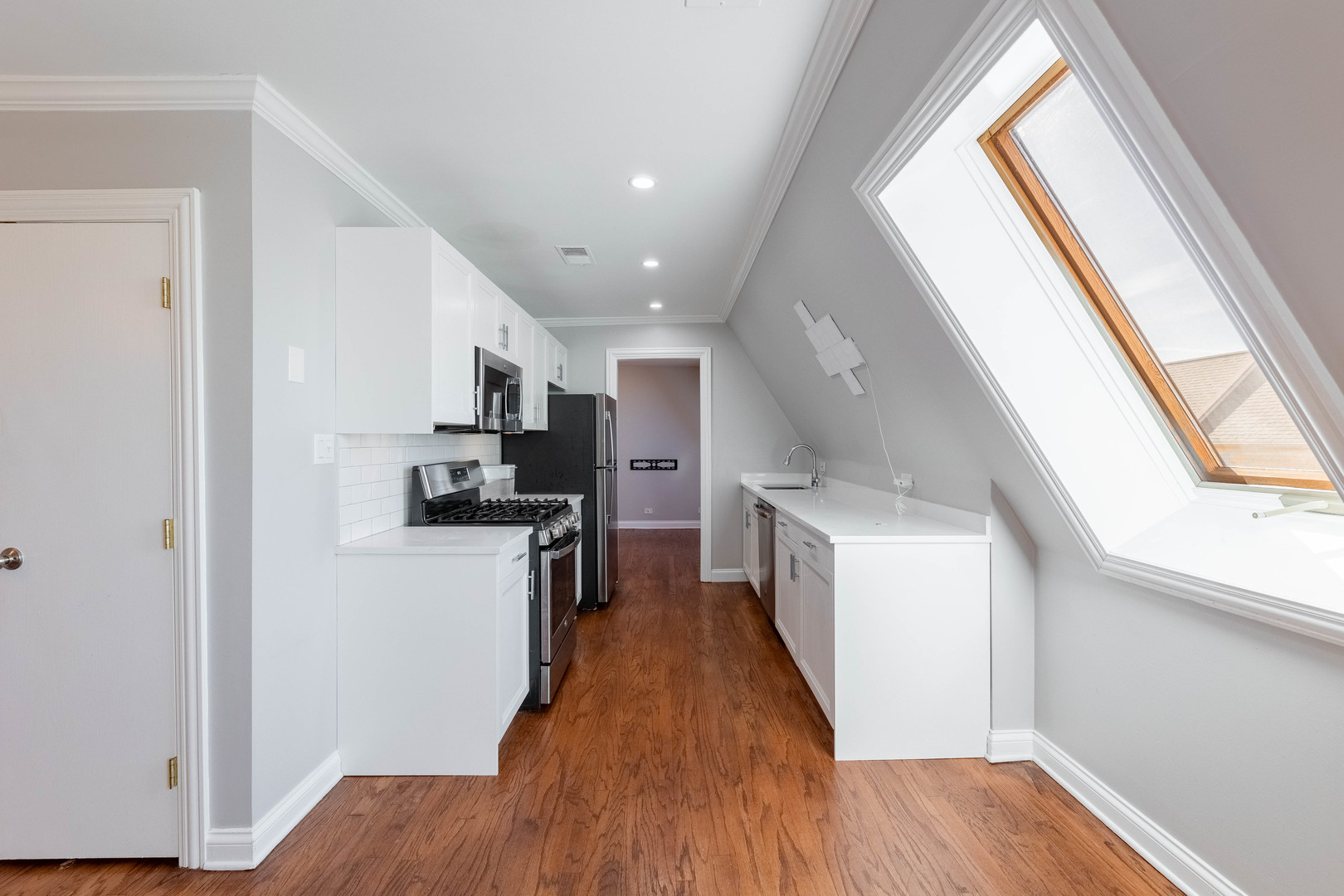 4938 S Drexel Boulevard 310