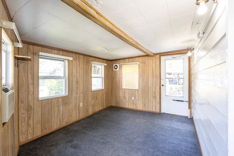 Tiny photo for 336 Delaware Street, Carpentersville, IL 60110 (MLS # 12498565)