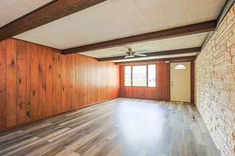 Tiny photo for 336 Delaware Street, Carpentersville, IL 60110 (MLS # 12498565)