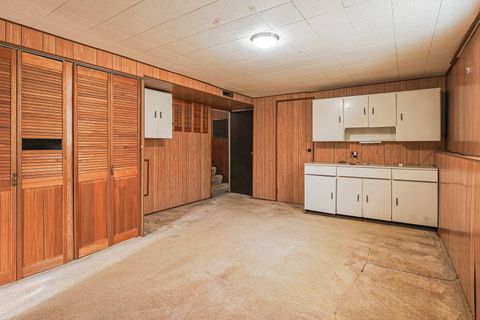 Tiny photo for 336 Delaware Street, Carpentersville, IL 60110 (MLS # 12498565)