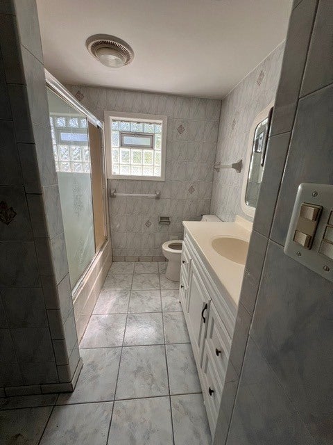 Tiny photo for 6925 Elder Court, Bridgeview, IL 60455 (MLS # 12663290)