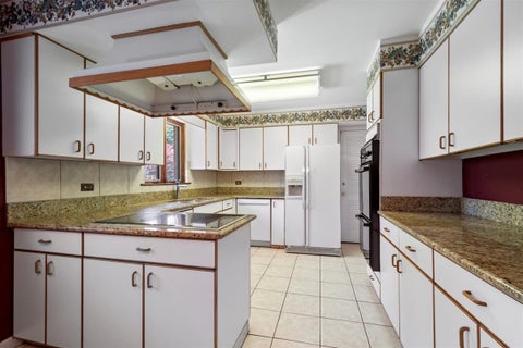 Tiny photo for 6650 N Lightfoot Avenue, Chicago, IL 60646 (MLS # 12678550)