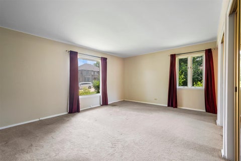 Tiny photo for 6650 N Lightfoot Avenue, Chicago, IL 60646 (MLS # 12678550)
