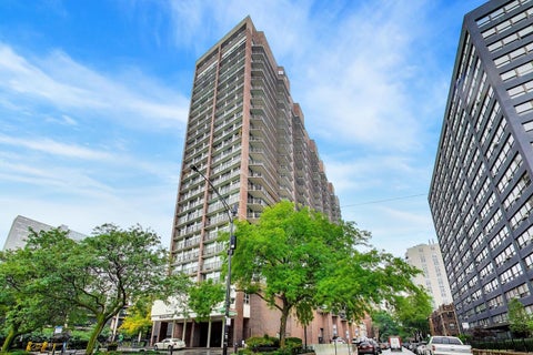 Photo of 4170 N Marine Drive #12K, Chicago, IL 60613 (MLS # 12774265)