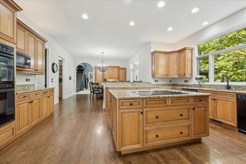 Tiny photo for 47 S Wynstone Drive, North Barrington, IL 60010 (MLS # 12443471)