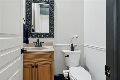 Tiny photo for 47 S Wynstone Drive, North Barrington, IL 60010 (MLS # 12443471)