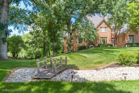 Tiny photo for 47 S Wynstone Drive, North Barrington, IL 60010 (MLS # 12443471)