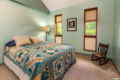 Tiny photo for 310 CROSS CREEK Drive, Cobden, IL 62920 (MLS # EB458390)