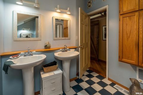 Tiny photo for 310 CROSS CREEK Drive, Cobden, IL 62920 (MLS # EB458390)