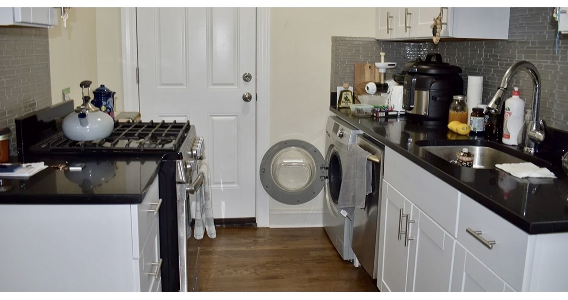 3817 N Greenview Avenue 3W