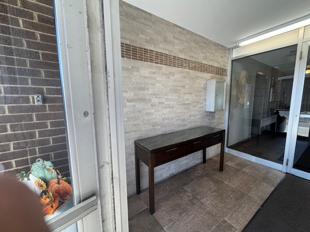 7229 W Higgins Avenue 505