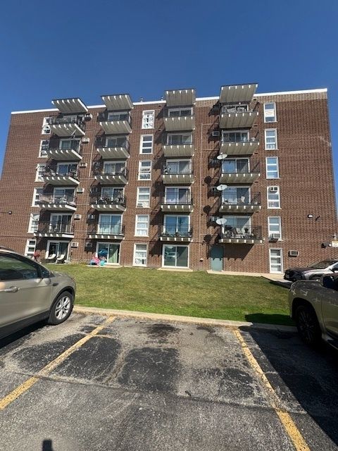 Tiny photo for 7229 W Higgins Avenue #505, Chicago, IL 60656 (MLS # 12486885)