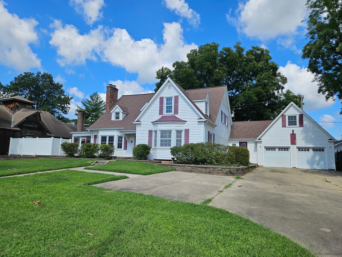 302 W Main Street