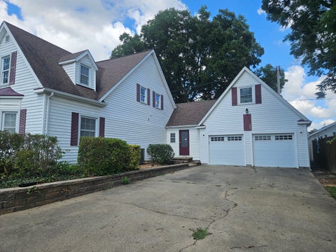 Tiny photo for 302 W Main Street, Carmi, IL 62821 (MLS # 12739601)
