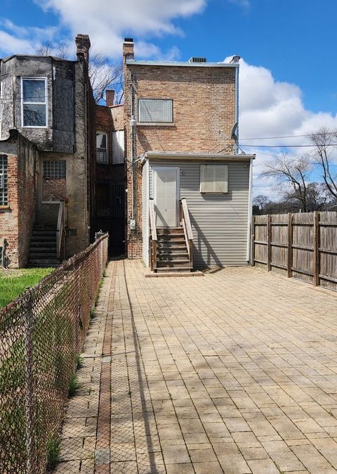 Tiny photo for 5317 S Prairie Avenue, Chicago, IL 60615 (MLS # 12480404)