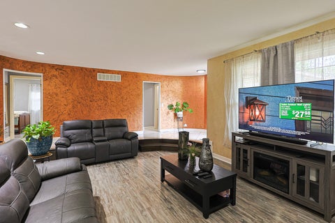Tiny photo for 1431 Maple Lane, Elgin, IL 60123 (MLS # 12767580)