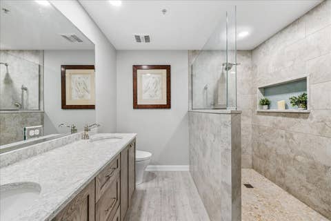 Tiny photo for 310 E Church Avenue #209, Libertyville, IL 60048 (MLS # 12717534)