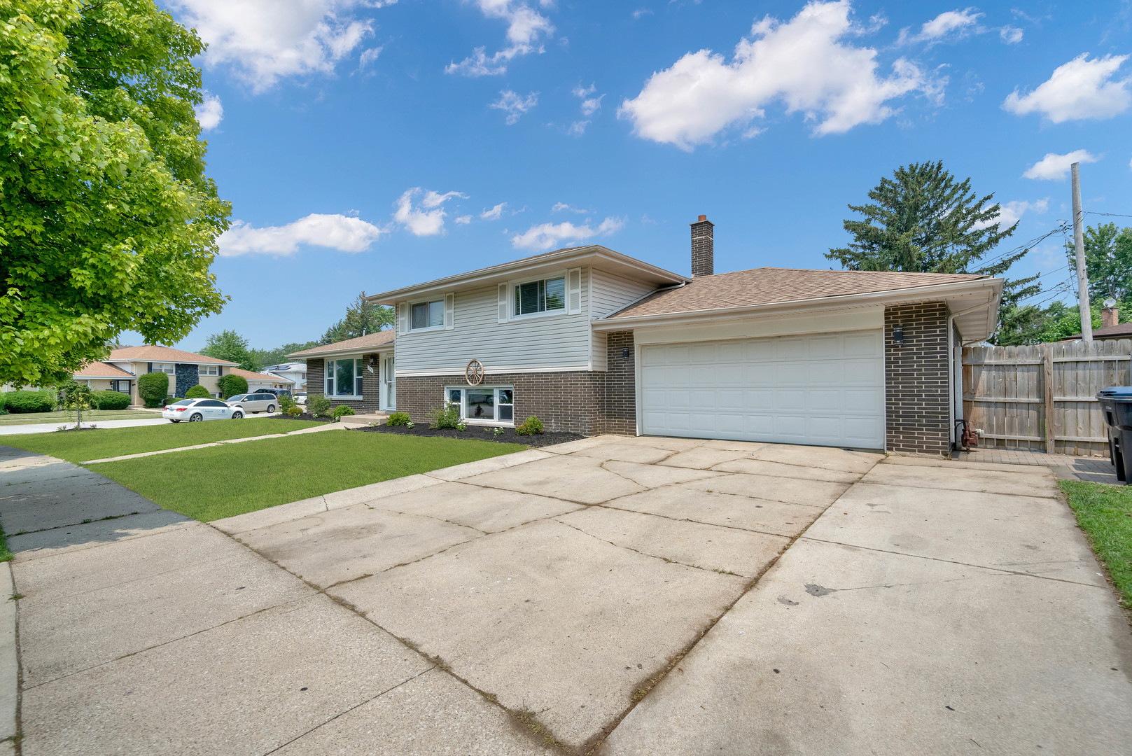 924 E 169th Street