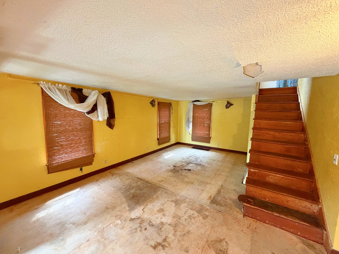 105 E 12th Street
