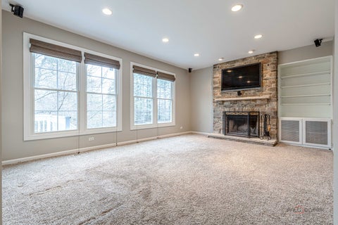 Tiny photo for 1800 Darnell Street, Libertyville, IL 60048 (MLS # 12662203)