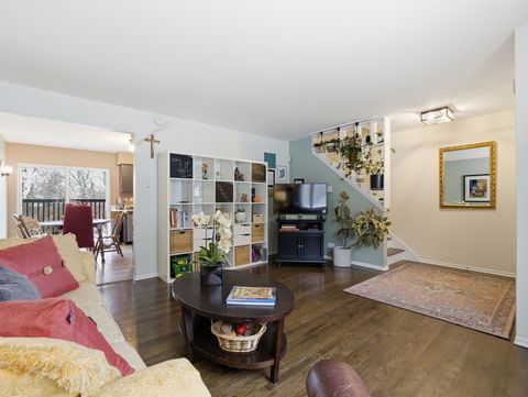 Tiny photo for 300 Duane Street #3, Glen Ellyn, IL 60137 (MLS # 12528109)