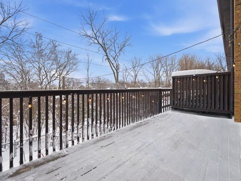 Tiny photo for 300 Duane Street #3, Glen Ellyn, IL 60137 (MLS # 12528109)