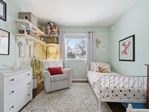 Tiny photo for 300 Duane Street #3, Glen Ellyn, IL 60137 (MLS # 12528109)