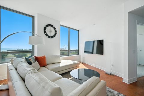 Tiny photo for 600 N Lake Shore Drive #1105, Chicago, IL 60611 (MLS # 12493229)