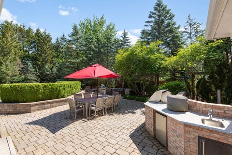 Tiny photo for 320 Camelot Lane, Libertyville, IL 60048 (MLS # 12651274)