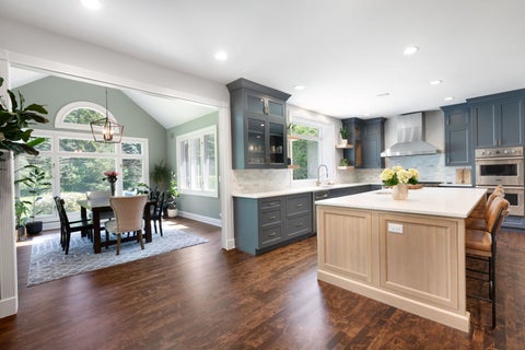 Tiny photo for 320 Camelot Lane, Libertyville, IL 60048 (MLS # 12651274)