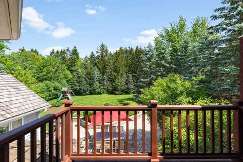 Tiny photo for 320 Camelot Lane, Libertyville, IL 60048 (MLS # 12651274)