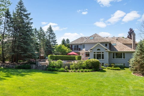 Tiny photo for 320 Camelot Lane, Libertyville, IL 60048 (MLS # 12651274)