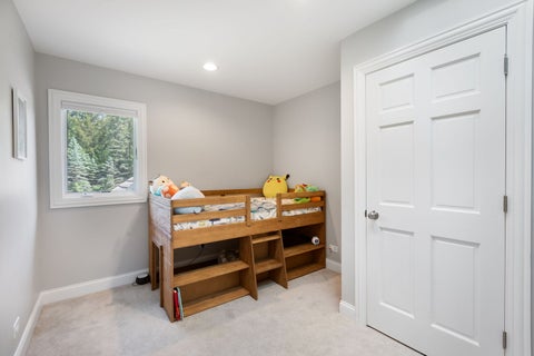 Tiny photo for 320 Camelot Lane, Libertyville, IL 60048 (MLS # 12651274)